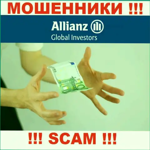 В дилинговой компании Allianz Global Investors вынуждают оплатить дополнительно сбор за возвращение финансовых средств - не ведитесь